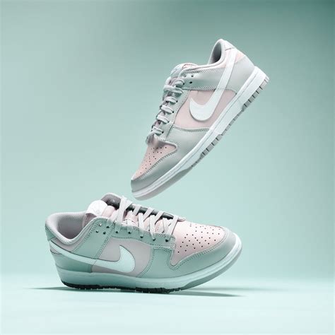 Womens Nike Dunks